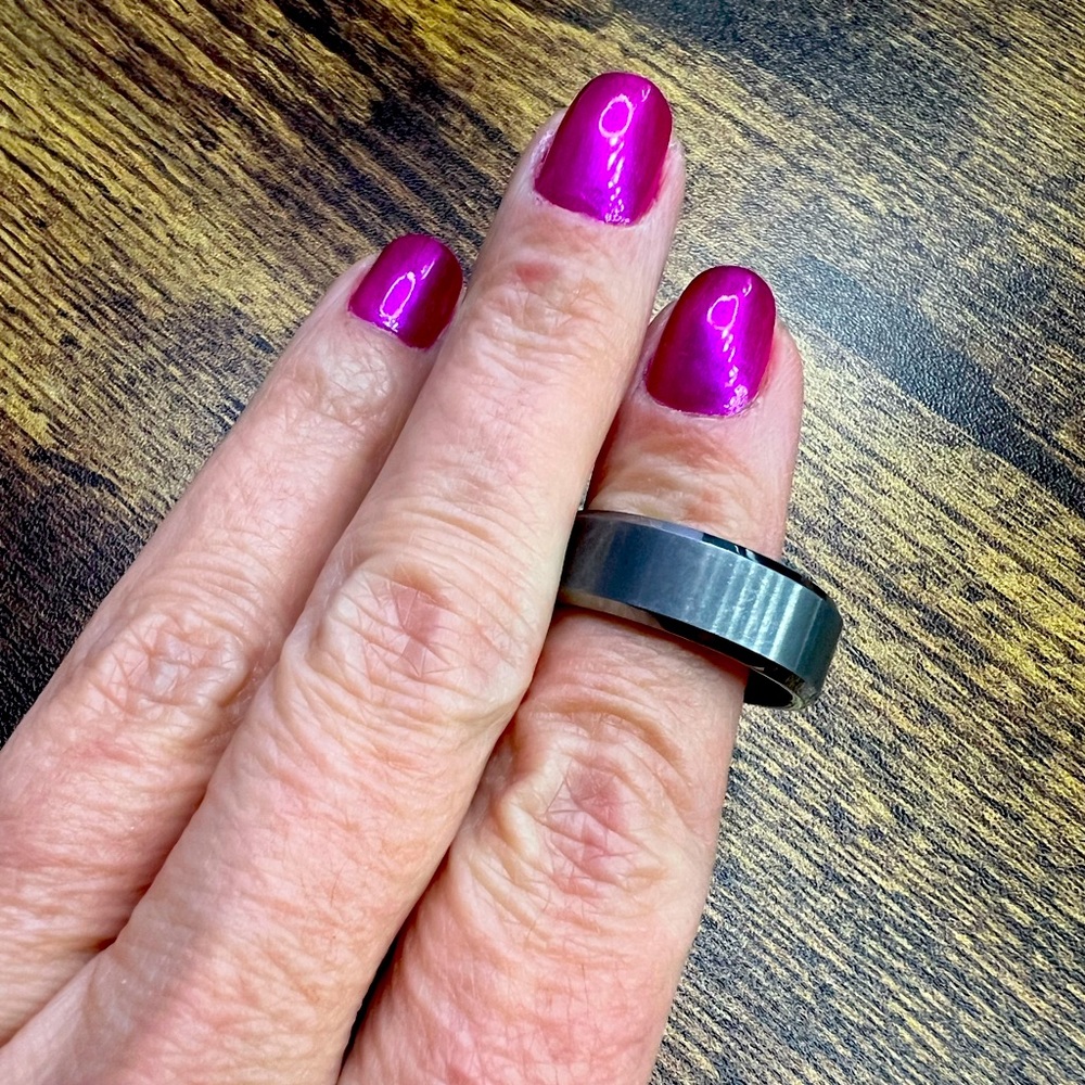 Men’s Triton Wedding Band